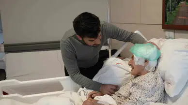 Beyin Kanaması Geçiren 112 Yaşındaki Hasta Riskli Operasyon Sonrası Sıhhatine Kavuştu