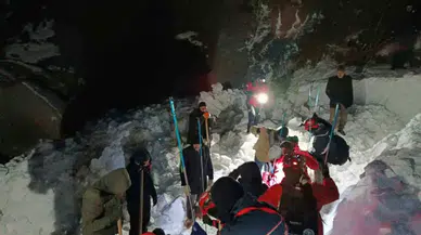 Bingöl’de Çığ Düştü: Çığ Altında Kaldığı Düşünülen 1 Kişi Aranıyor