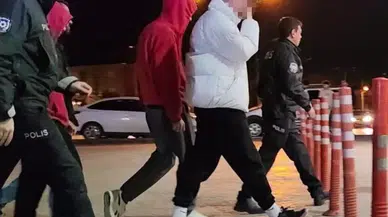Bursa’da 3 Çocuk Eski Polis Memurunu Bıçakla Yaraladı