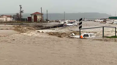 Çanakkale’de Sağanak Yağış Nedeniyle Kepez Çayı Taştı