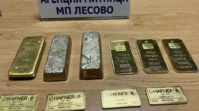 Ceketin Cebinde 4 Kilo 56 Gram Altın Ele Geçirildi