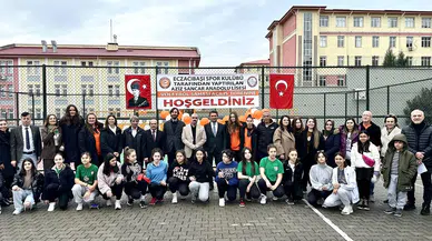 Dünya Şampiyonu Eczacıbaşı’ndan Depremzede Gençlere Manalı Takviye