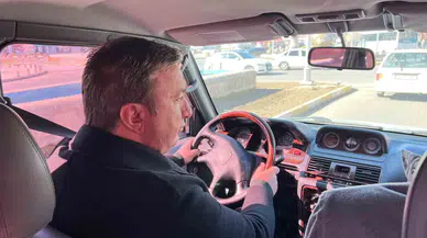 Efsane Vali Yazıcıoğlu’nun Makam Aracını Yıllar Sonra ‘Hatıran Yeter’ Müziği Eşliğinde Vali Aydoğdu Kullandı