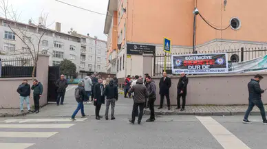 Gaziosmanpaşa’da Veliden, Öğrencilerine "Arkadaşlarınızı Güzel Seçmelisiniz" Konuşması Yapan Öğretmene Darp Argümanı