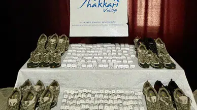 Hakkari’de Kaçak 13 Kilo Altın ve 17 Kilo Uyuşturucu Ele Geçirildi