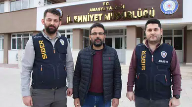 İki Komşu Sazan Sarmalı Tuzağına Düştü, Traktör ve Parayı Polisler Kurtardı