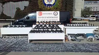 İstanbul’da Silah Kaçakçılarına Yönelik Operasyonlar: 432 Tabanca Ele Geçirildi, 24 Kuşkulu Gözaltına Alındı
