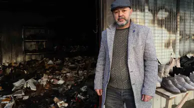 İzmir’de 69 Gün Ortayla 2. Kere Yanan İş Yeri Küle Döndü