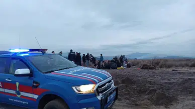 İzmir’de Bin 383 Sistemsiz Göçmen Yakalandı, 25 Organizatör Tutuklandı