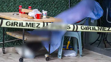 Kendisine İlişkin Kuaför Dükkânının Önündeki Sandalyede Meyyit Bulundu