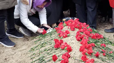 Kocasının Katlettiği Bayan Toprağa Verildi
