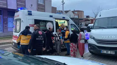 Konutunun Önünde Tabancayla Vuruldu, 6 Aylık Gebe Eşi Sopayla Darp Edildi