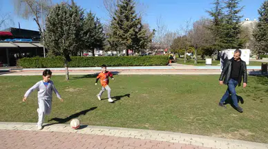 Malatya’da Hoş Hava “Kışı” Unutturdu