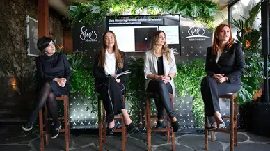 Mercedes-Benz, She’s Mentoring Programı ile Genç Bayanları Destekliyor