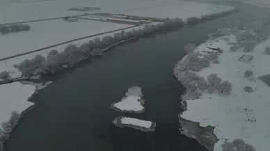 Muş’ta Soğuklar Hayatı Olumsuz Etkilerken, Tabiat Eşsiz Manzaralar Sundu