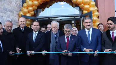 Niğde’de 100. Yıl Millet Kütüphanesi Hizmete Açıldı