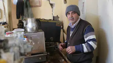 Sarsıntıda Hayatını Kaybeden Esnafın Anısını Not Listesinde Yaşatıyor