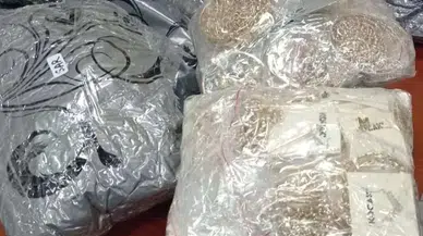 Sıkı Sıkı Sardılar Lakin Gümrükten Geçiremediler