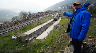 Tahrip Olan Tren İstasyonu Sarsıntıdan 1 Yıl Sonra Tekrar Görüntülendi