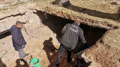Tarihi Kilisede Define Arayan 3 Kişi Suçüstü Yakalandı