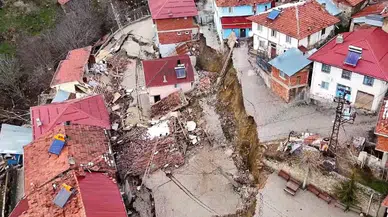 Tokat’ta Heyelan Felaketinin Vurduğu Günebakan Köyü Dronla Havadan Görüntülendi