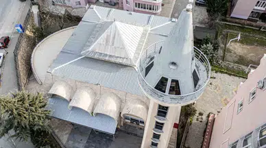 Tokat’ta Uzay Mekiği Minareli Cami Dikkat Çekiyor