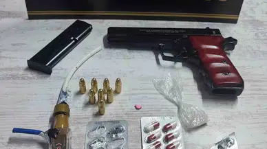 Uyuşturucuyla Yakalandı, 2 Kabahatten Daha Arandığı Ortaya Çıktı