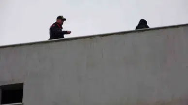’Yevmiyem Eksik Hesaplandı’ Deyip Çatıya Çıktı