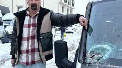 Yola Kaya Düştü: 10 Yolcu Vefattan Kıl Hissesi Kurtuldu