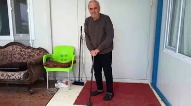Yüzünü Göstermeyen 3 Kişinin Verdiği Suyla Hayatta Kaldı