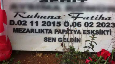 Zelzelede Ölenlerin Mezar Taşlarındaki Her Bir Yazı Hüzne Boğuyor