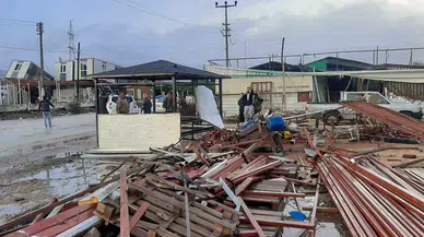 Antalya’da Hortum Bu türlü Geldi, Tarım Alanları Ziyan Gördü
