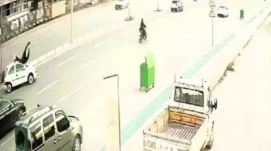 Arabanın Çarptığı Yaya Metrelerce Savrulup Feci Halde Can Verdi