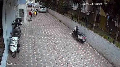 Bayanlar Gününde Öldürülen Hekimin Çocuklarıyla Son İmgeleri Ortaya Çıktı