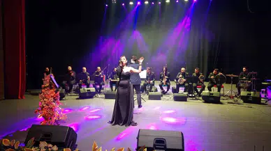 Farklı Meslek Kümelerinden Oluşan Korodan Harika Konser: Dakikalarca Alkışlandılar