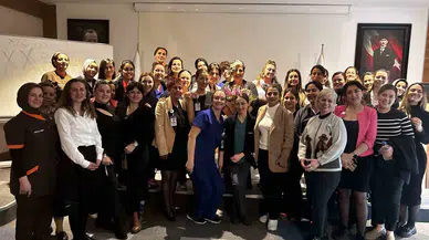İeü Medical Point Hastanesinde 8 Mart Coşkusu