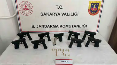 Jandarmanın Durdurduğu Araçtan Cephanelik Çıktı: 2 Gözaltı