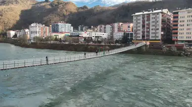 Karadeniz’in En Uzun 2 Asma Köprüsü Çoruh Irmağı Üzerinde Bulunuyor