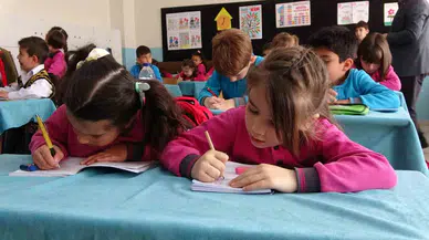 Okuma Yazmayı Öğrenen Öğrencilerin Birinci Mektubu Bakan Tekin’e Oldu