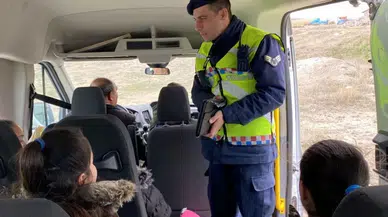 Trafik Jandarmasından Öğrenci Servislerine Sıkı Kontrol
