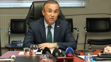 Vali Açıklama Yaparken Çalıntı Aracın Yakalanma Anı Kygs Kameralarına Yansıdı