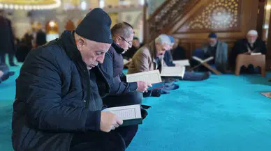 Van’da Mescitlerde Mukabele Okunuyor