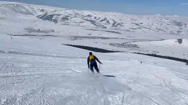 Yalnızçam Kayak Merkezi’nde Hafta Sonu Yoğunluğu