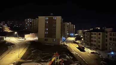 Yüksekova’da Artçı Sarsıntılar Devam Ediyor