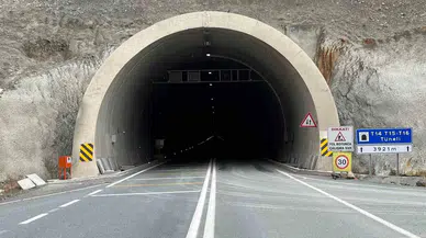 Artvin’de Çatlak ve Açılmaların Oluştuğu Tünelde Kaymanın Durduğu Bildirildi
