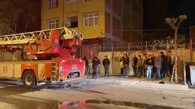 Avcılar’da 4 Katlı Binanın 1. Katında Çıkan Yangında Mahsur Kalan 11 Kişi Kurtarıldı
