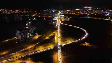 Bayram Tatili Bilançosu Belirli Oldu: 43 İlin Geçiş Güzergahından 1 Milyon 334 Bin Araç Geçti