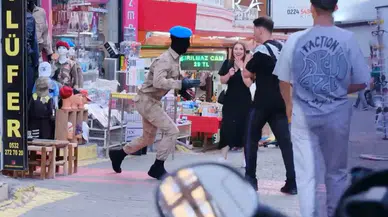 Cansız Model Latifesi Yürekleri Hoplattı