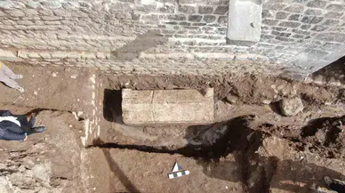 Diyarbakır’ın 12 Bin Yıllık Tarihinde Birinci Defa Lahit Mezar Bulundu