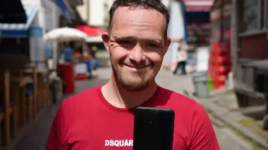 Down Sendromlu Genç Gasp Edilmişti: Telefonuna Kavuştu, Memnunluğu Gözlerinden Okundu
